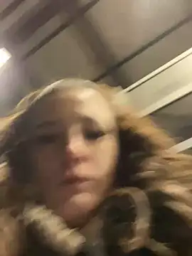 Snapshot of joanaelaa chatting on 12/19/24, 08:55 joanaelaa online show from 12/19/24, 08:55