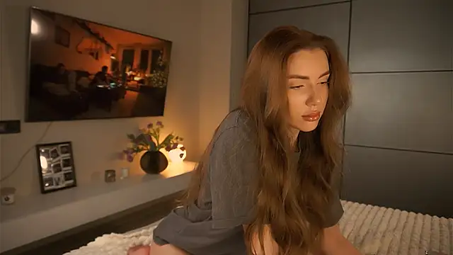 Snapshot of _Miss_Johansson_ chatting on 01/17/25, 12:42 Miss Johansson online show from 01/17/25, 12:42