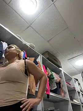 maymercy online show from 12/04/25, 06:18