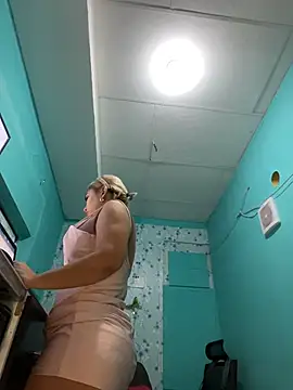 Snapshot of maymercy chatting on 02/01/26, 02:48 maymercy online show from 02/01/26, 02:48