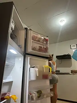 Snapshot of maymercy chatting on 02/11/26, 03:12 maymercy online show from 02/11/26, 03:12