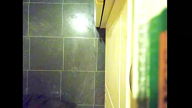 hairyuncut00 online show from 04/16/26, 09:50