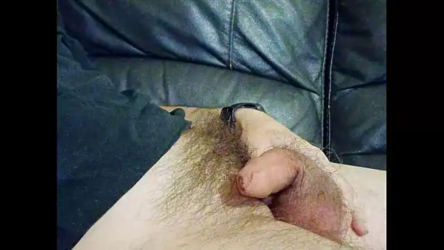 hairyuncut00 online show from 11/12/25, 02:48