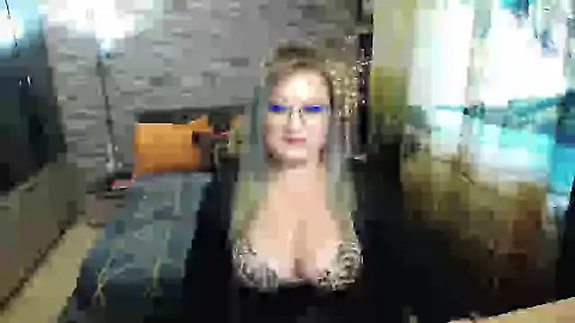 Snapshot of Nimphotease chatting on 09/15/25, 07:20 Nimphotease online show from 09/15/25, 07:20