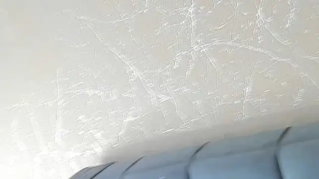 Imannejulienne online show from 03/18/26, 01:20