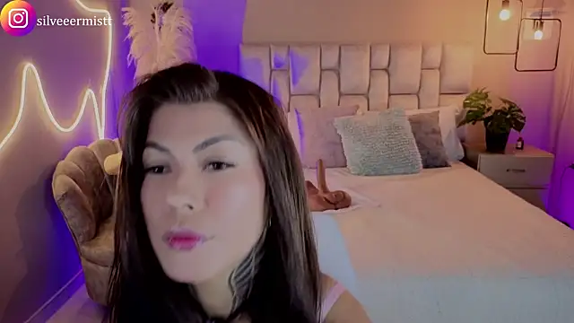 pamela reyes  online show from 04/30/26, 02:57