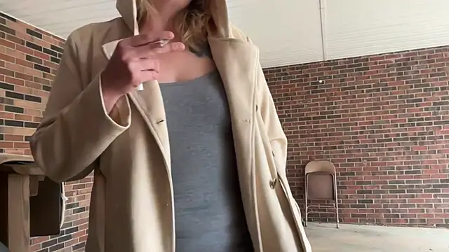 Blueskiiis3 online show from 10/29/25, 06:29