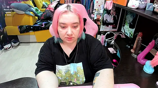 Softie Sofy online show from 04/02/26, 01:46