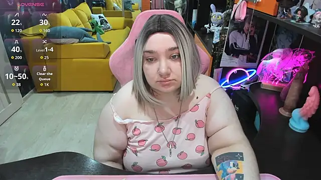 Snapshot of Softie_Sofy chatting on 06/28/26, 02:40 Softie Sofy online show from 06/28/26, 02:40