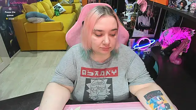 Softie Sofy online show from 06/03/26, 02:34