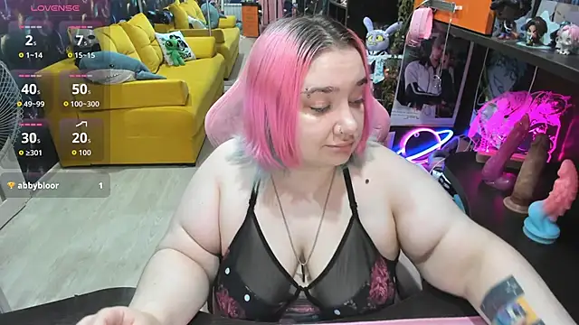 Snapshot of Softie_Sofy chatting on 06/11/26, 02:44 Softie Sofy online show from 06/11/26, 02:44