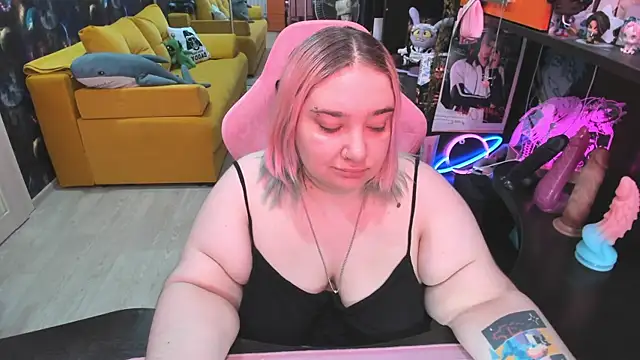 Snapshot of Softie_Sofy chatting on 06/30/26, 02:44 Softie Sofy online show from 06/30/26, 02:44