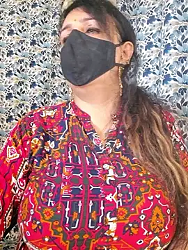 Snapshot of cute-tanvi chatting on 09/20/25, 01:32 cute-tanvi online show from 09/20/25, 01:32