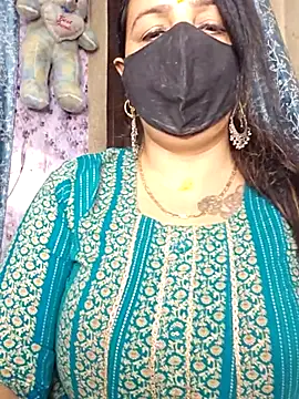 Snapshot of cute-tanvi chatting on 04/28/26, 12:53 cute-tanvi online show from 04/28/26, 12:53