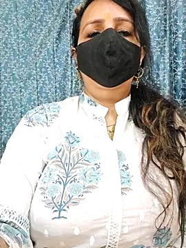 Snapshot of cute-tanvi chatting on 03/12/25, 01:25 cute-tanvi online show from 03/12/25, 01:25