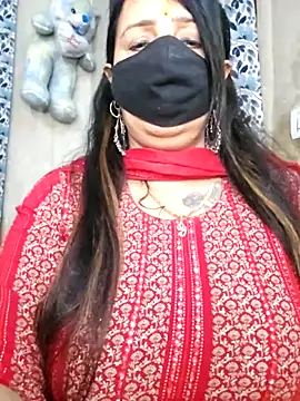 Snapshot of cute-tanvi chatting on 04/13/26, 12:36 cute-tanvi online show from 04/13/26, 12:36