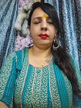 Snapshot of cute-tanvi chatting on 05/26/26, 01:42 cute-tanvi online show from 05/26/26, 01:42