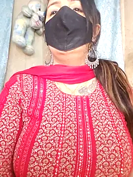 Snapshot of cute-tanvi chatting on 03/18/26, 01:42 cute-tanvi online show from 03/18/26, 01:42