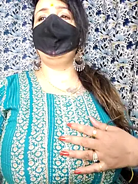 Snapshot of cute-tanvi chatting on 04/07/26, 12:45 cute-tanvi online show from 04/07/26, 12:45