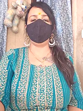 Snapshot of cute-tanvi chatting on 04/21/26, 02:51 cute-tanvi online show from 04/21/26, 02:51