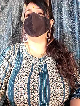 Snapshot of cute-tanvi chatting on 06/17/26, 01:05 cute-tanvi online show from 06/17/26, 01:05