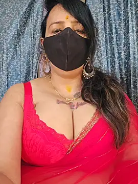 Snapshot of cute-tanvi chatting on 05/08/26, 12:58 cute-tanvi online show from 05/08/26, 12:58