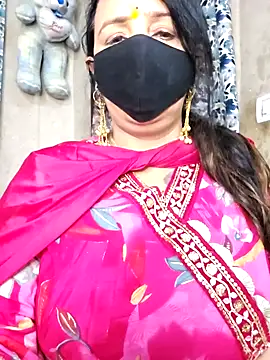 Snapshot of cute-tanvi chatting on 04/08/26, 12:56 cute-tanvi online show from 04/08/26, 12:56