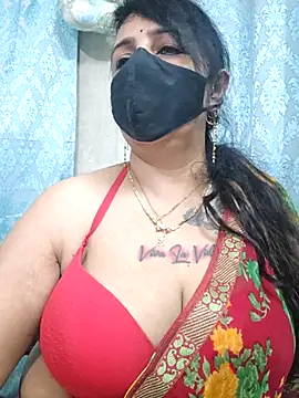 cute-tanvi online show from 10/23/25, 12:42