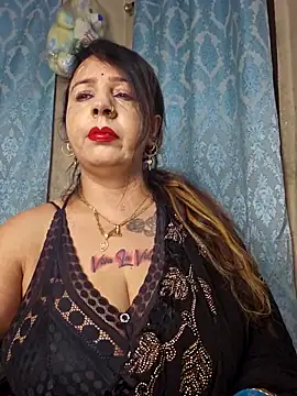 cute-tanvi online show from 12/17/25, 12:59