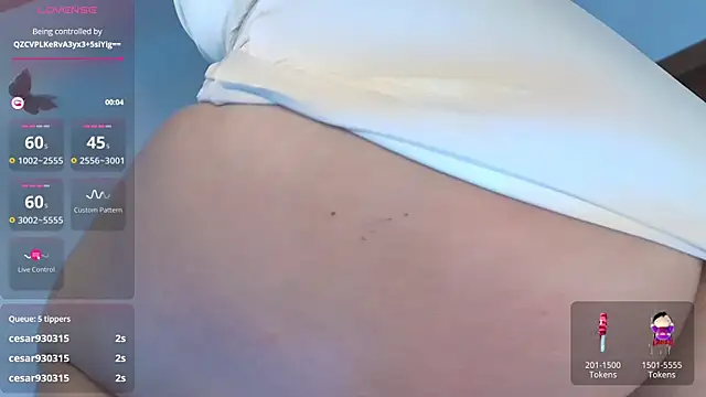 lilassoul8  online show from 12/21/25, 04:47