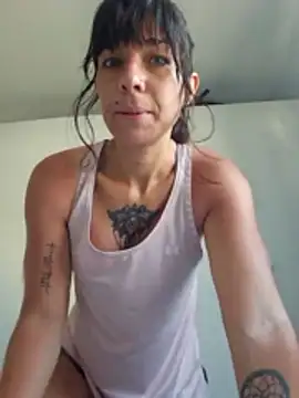 TassiTyne online show from 11/28/25, 09:42