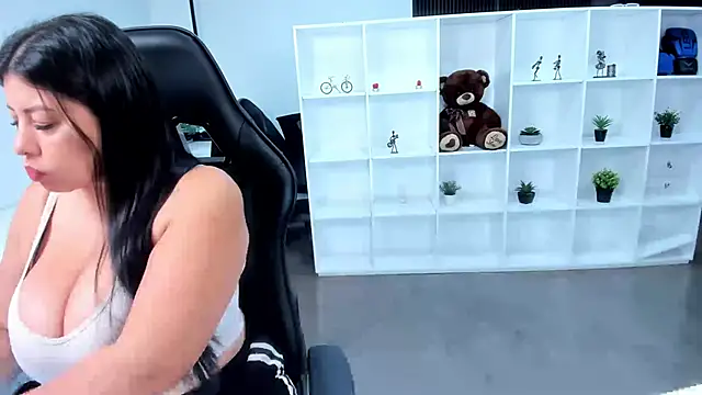 natural bigboobs online show from 12/02/25, 08:54