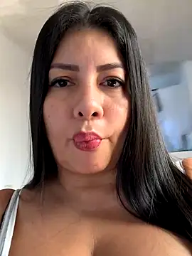 natural bigboobs online show from 12/04/25, 02:27