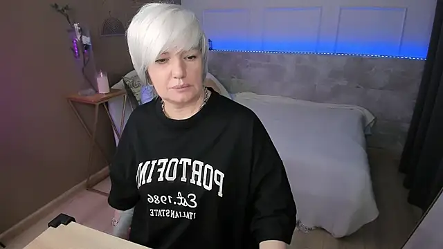 CarmenSoft online show from 05/01/26, 08:47