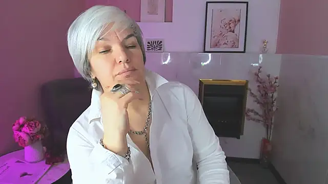 CarmenSoft online show from 04/15/26, 08:42