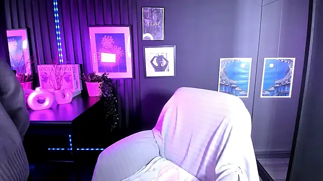 CarmenSoft online show from 03/11/26, 08:36