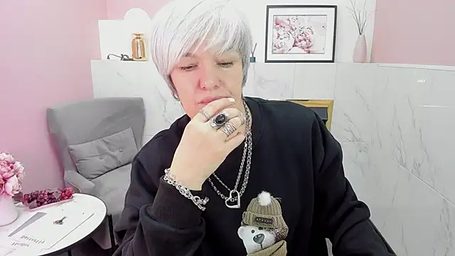 CarmenSoft online show from 01/29/25, 08:25