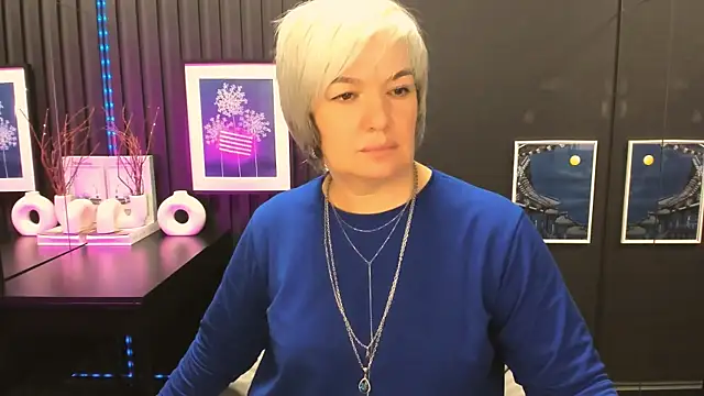 CarmenSoft online show from 05/17/26, 08:53