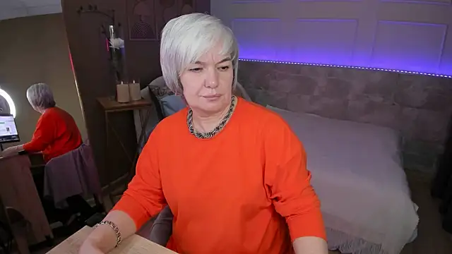 CarmenSoft online show from 05/15/26, 08:51
