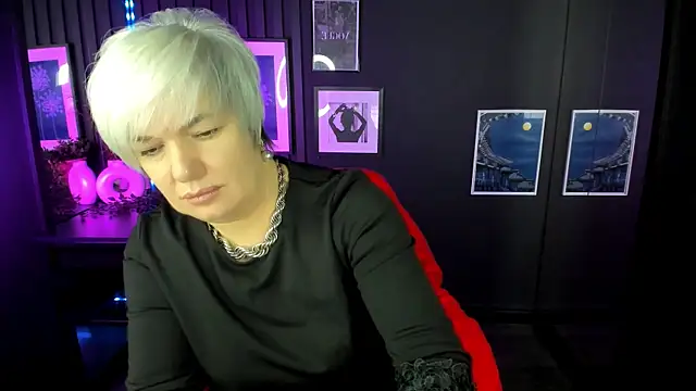 CarmenSoft online show from 12/22/25, 08:42