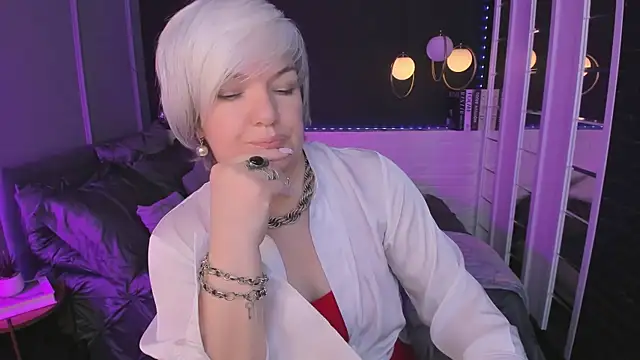 CarmenSoft online show from 05/06/26, 09:13