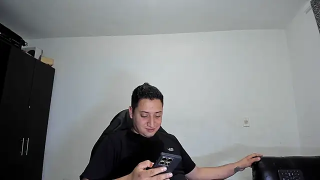 ares sexxx online show from 04/19/26, 04:52