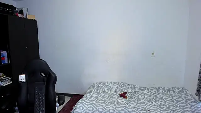 ares sexxx online show from 04/14/26, 11:48