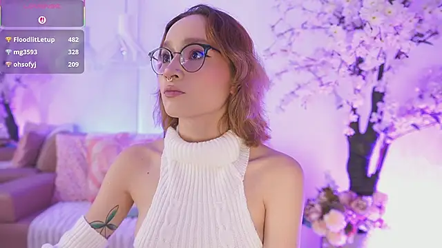 DalahiaRush online show from 12/19/25, 07:05