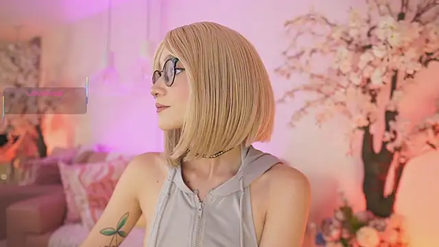 DalahiaRush online show from 11/13/25, 06:56