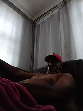 Wanderkid33 online show from 12/05/25, 09:41