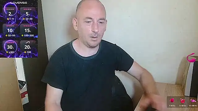 Snapshot of Johan___Barker chatting on 06/12/26, 10:57 Johan Barker online show from 06/12/26, 10:57