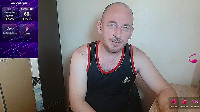 Snapshot of Johan___Barker chatting on 07/07/26, 10:52 Johan Barker online show from 07/07/26, 10:52