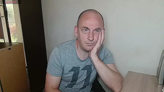 Johan   Barker online show from 04/28/26, 10:52