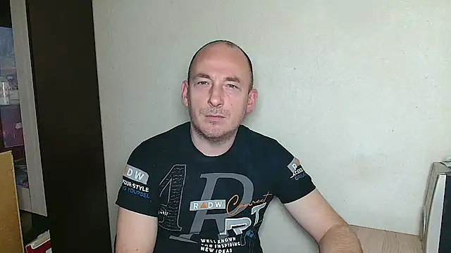 Johan   Barker online show from 01/10/26, 12:44